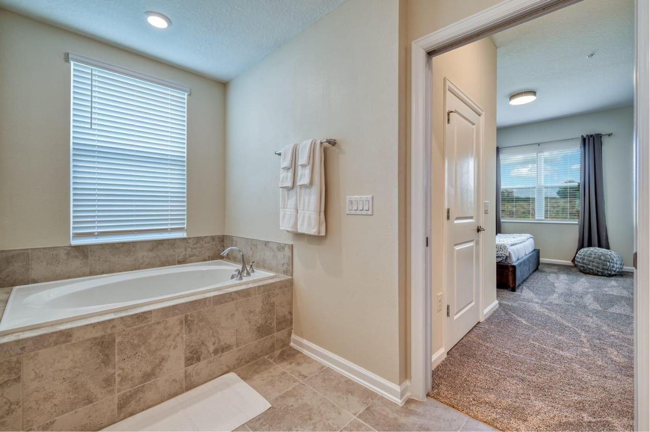 Modern Condo With Themed Bedroom Near Disney Orlando Eksteriør bilde